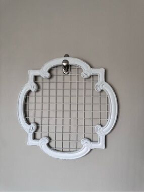 Shabby Chic White Decorative Grid Wall Frame